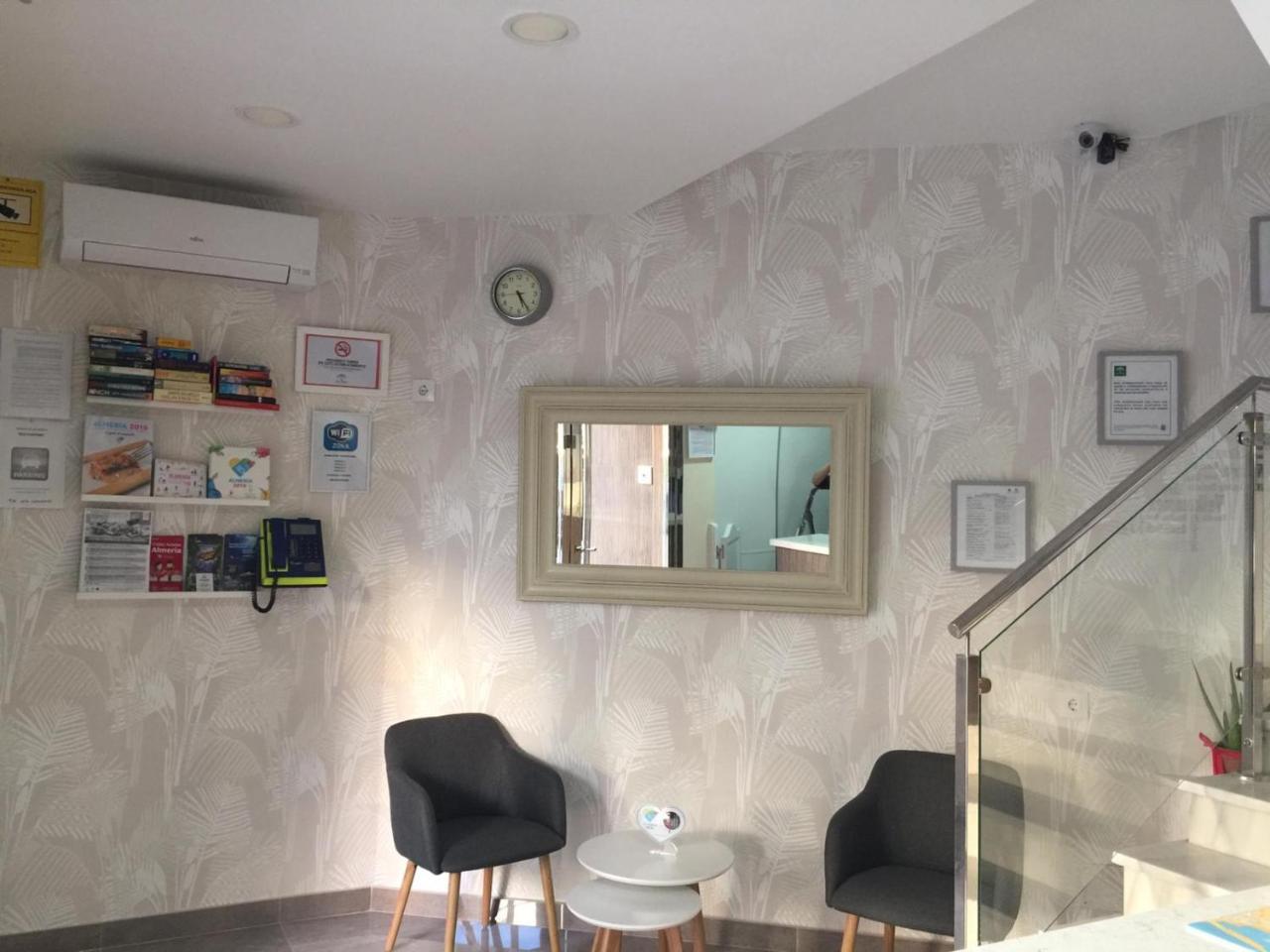 Hostal Maribel Αλμερία Εξωτερικό φωτογραφία